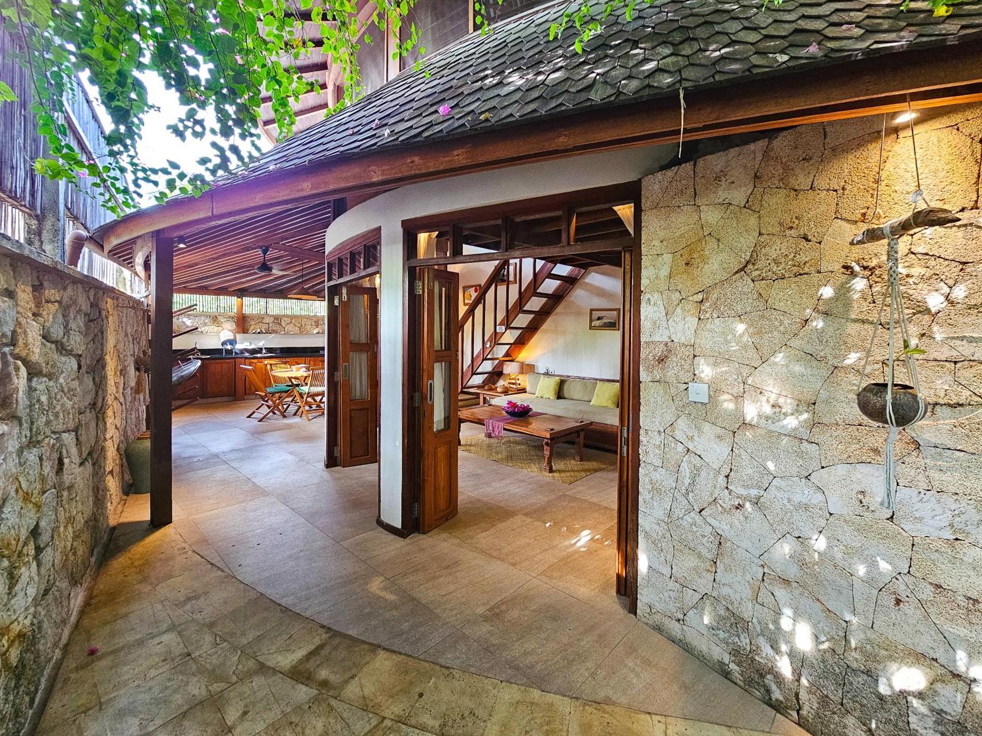 Keong Villas Nembrala Exterior photo