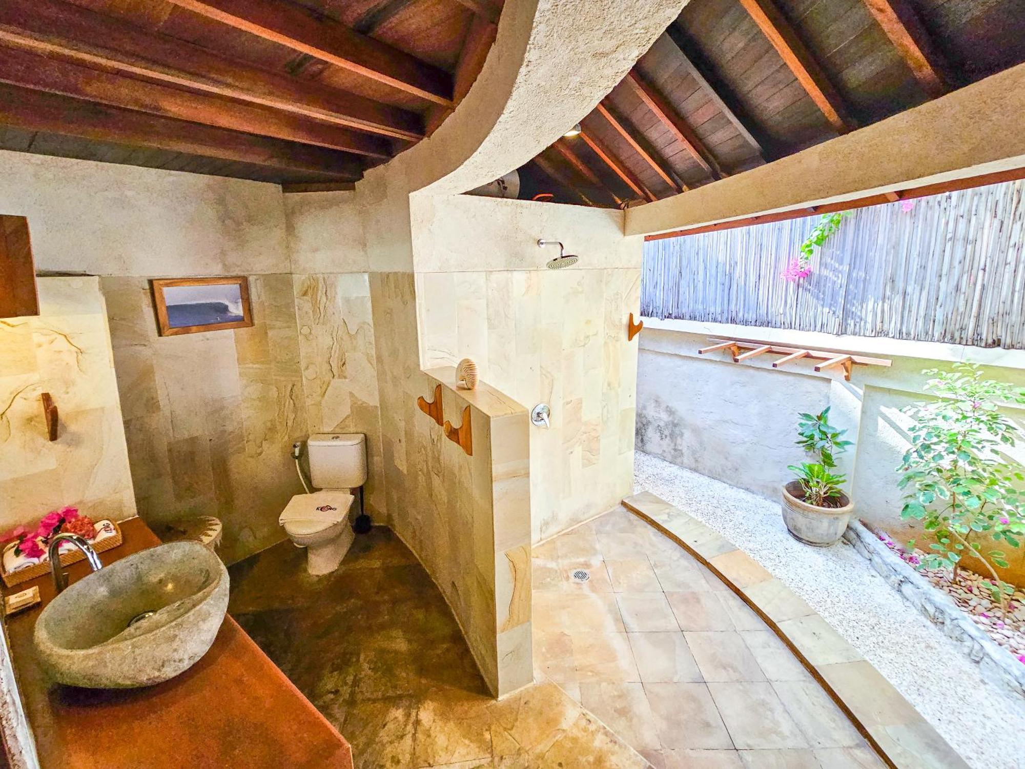 Keong Villas Nembrala Exterior photo